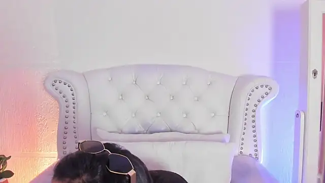 GabyPetit online show from April 8, 7:47 pm