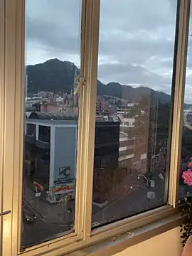 Megan Lim online show from January 5, 12:31 pm