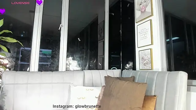 Megan Lim online show from February 6, 10:37 am