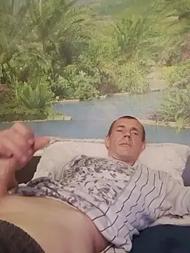 Snapshot of MachoXRallph chatting on November 19, 8:36 am MachoXRallph online show from November 19, 8:36 am