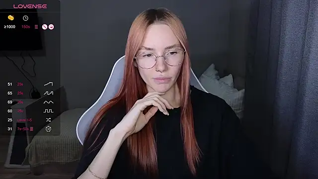 littlevildevil online show from December 2, 10:42 am