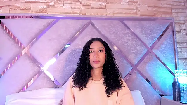  lanna jhonson  online show from October 24, 10:55 am