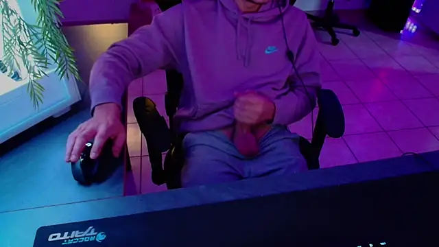 Vlad230323 online show from December 9, 3:22 pm