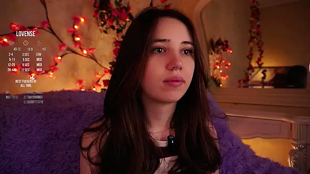 GillianDowdey online show from November 4, 2:43 am