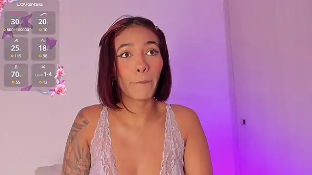 Snapshot of Nix_Taylor chatting on December 3, 1:52 am Nix Taylor online show from December 3, 1:52 am