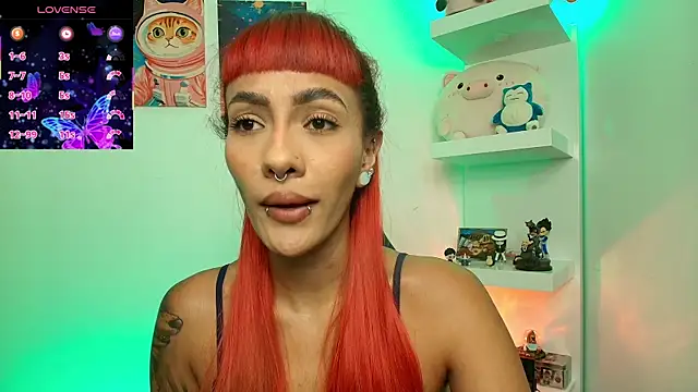 Snapshot of Nix_Taylor chatting on November 27, 9:50 pm Nix Taylor online show from November 27, 9:50 pm