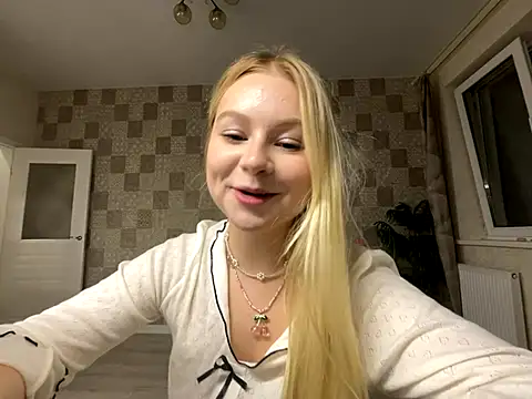 baby lianaa online show from October 9, 5:22 pm