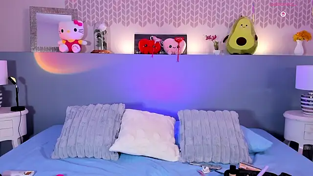 CheryelFox online show from March 20, 9:08 pm