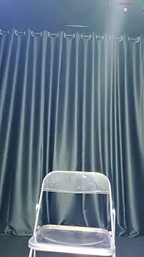 Snapshot of Youth3_ chatting on December 14, 2:33 pm Youth3 online show from December 14, 2:33 pm