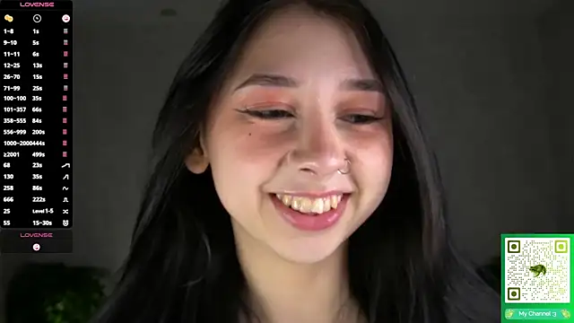 AislyEmbury online show from November 19, 4:45 am