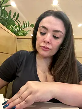 Sophie Eaton online show from October 14, 7:58 pm