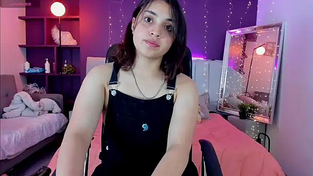 VickyBuunny online show from March 19, 2:13 pm