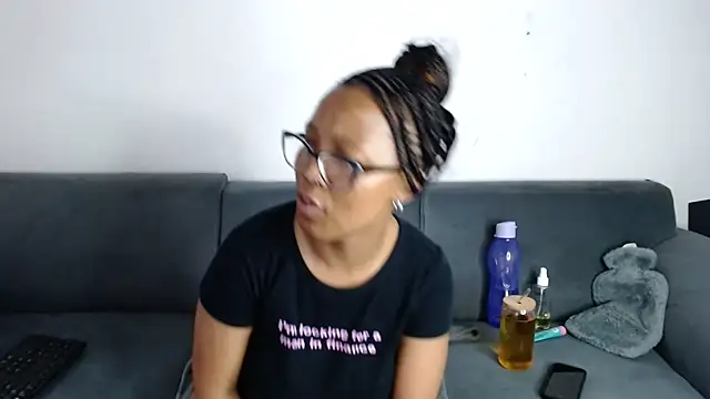 SZA Doja online show from February 22, 10:25 am