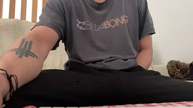 Snapshot of HotBoy6699 chatting on February 12, 3:38 pm HotBoy6699 online show from February 12, 3:38 pm