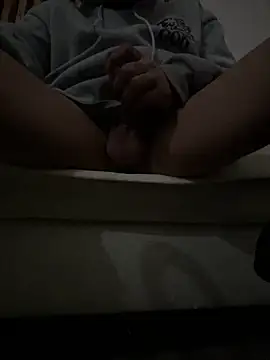 Snapshot of HotBoy6699 chatting on March 14, 2:10 am HotBoy6699 online show from March 14, 2:10 am