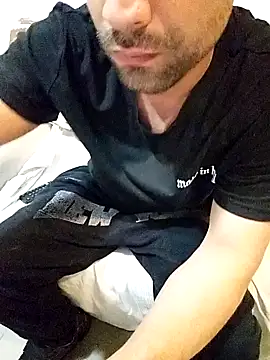 Snapshot of HotBoy6699 chatting on September 23, 1:08 am HotBoy6699 online show from September 23, 1:08 am