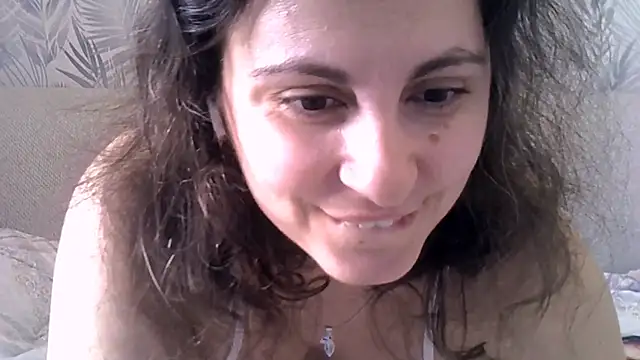 ShelaDiass online show from February 14, 10:34 am