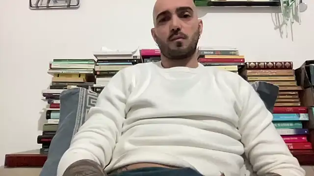 alessandromori91 online show from March 27, 10:20 pm