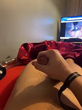 enzomlt online show from November 26, 1:17 am