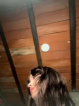 MollySanders    online show from December 1, 11:10 pm