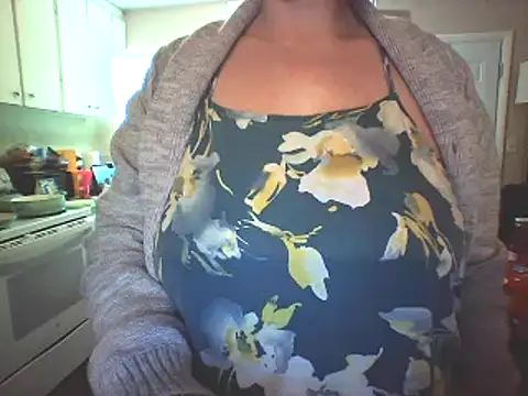 Big-Tits-McGee online show from February 19, 3:05 pm