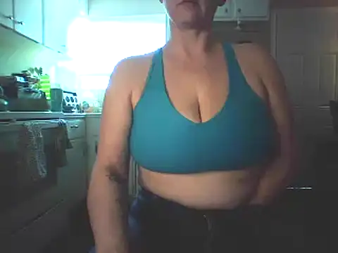 Big-Tits-McGee online show from February 22, 9:04 pm