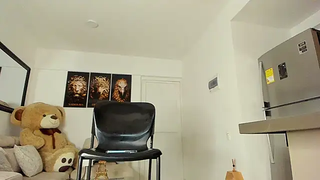 smit hot sr online show from February 2, 4:59 am