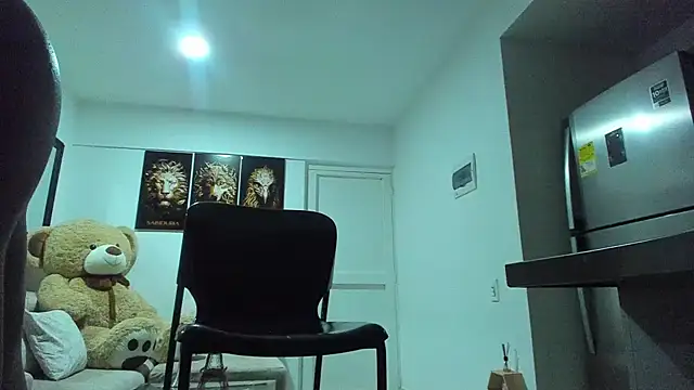 smit hot sr online show from February 2, 11:42 pm