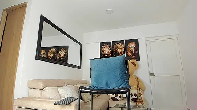 smit hot sr online show from February 16, 4:09 am