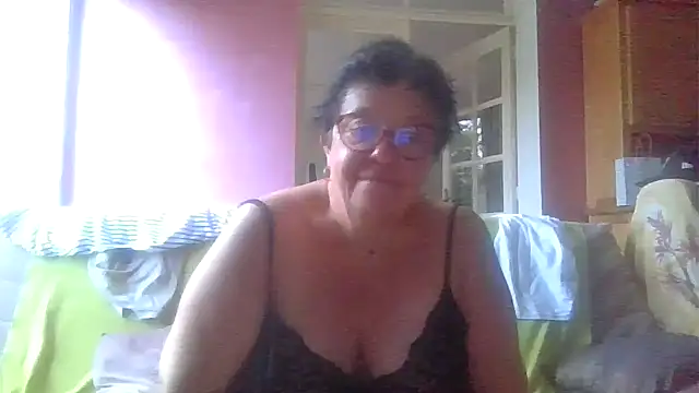 Vandeae44 online show from June 15, 7:38 pm