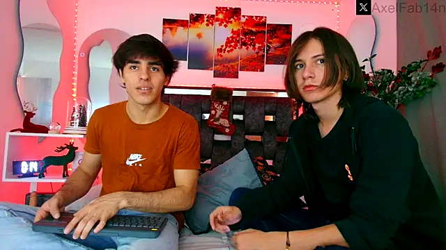 Alex and Fabian online show from December 14, 6:20 pm