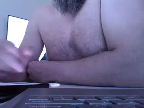 Snapshot of FROL83 chatting on June 16, 5:48 pm FROL83 online show from June 16, 5:48 pm