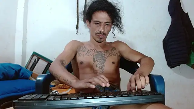 damian bottom bigcock online show from May 23, 5:28 pm