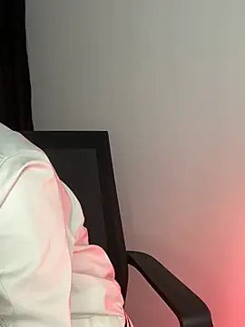 Isa bel online show from February 8, 4:03 am