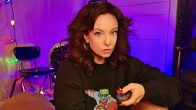 Snapshot of Evagirl88 chatting on December 24, 5:05 am Evagirl88 online show from December 24, 5:05 am