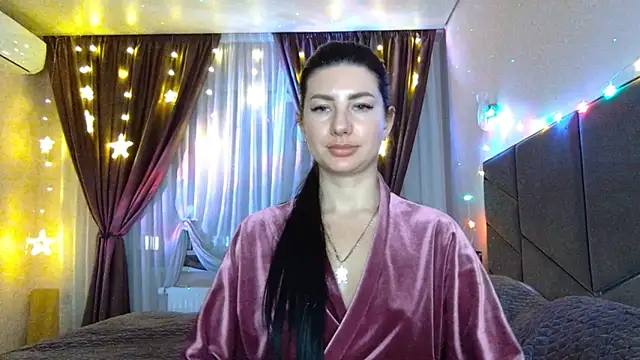 Snapshot of NessyStar chatting on March 2, 4:14 pm NessyStar online show from March 2, 4:14 pm