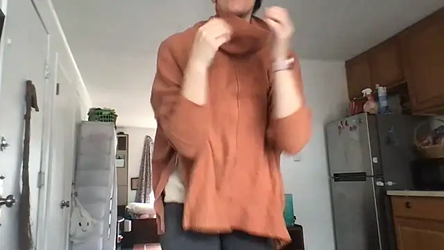 Snapshot of BonfireBonnie chatting on March 20, 1:04 pm BonfireBonnie online show from March 20, 1:04 pm