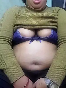 Snapshot of NepaliHotty chatting on December 5, 2:09 am NepaliHotty online show from December 5, 2:09 am