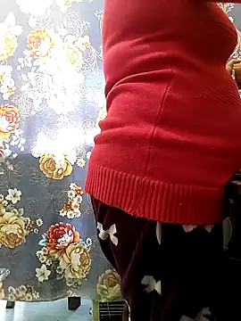 Snapshot of NepaliHotty chatting on December 14, 5:29 am NepaliHotty online show from December 14, 5:29 am