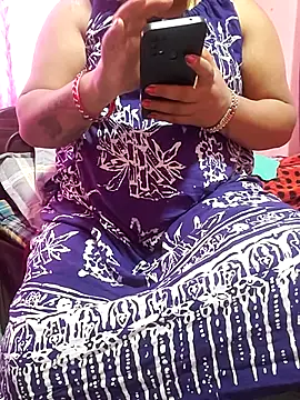 Snapshot of NepaliHotty chatting on March 6, 6:41 am NepaliHotty online show from March 6, 6:41 am