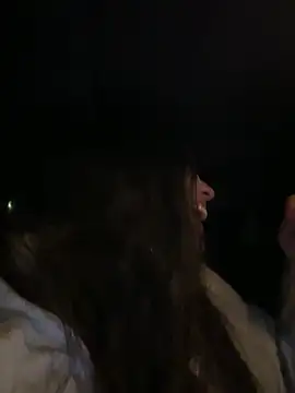 valentina jonnes1 online show from December 13, 6:31 am