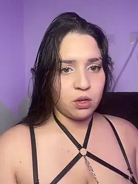 Snapshot of valentina_jonnes1 chatting on February 13, 1:34 am valentina jonnes1 online show from February 13, 1:34 am