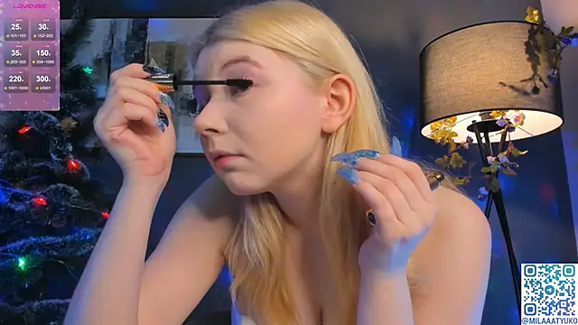 DaisyElmers online show from December 23, 3:18 am