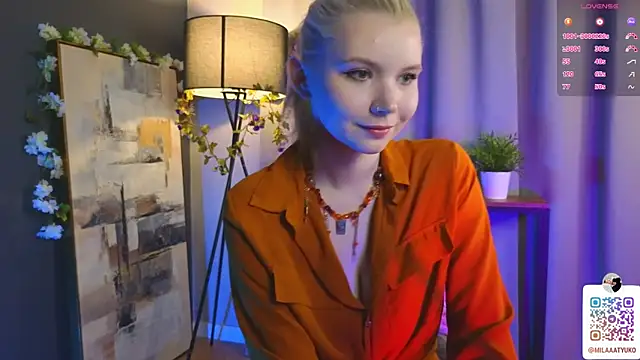 DaisyElmers online show from February 3, 2:25 am
