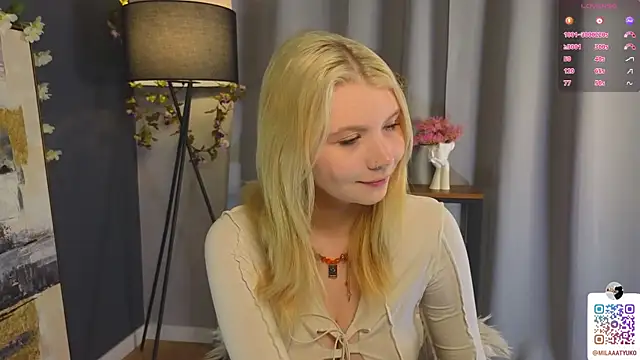 DaisyElmers online show from February 8, 2:26 am