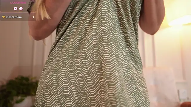 Tiffany Sims1 online show from February 12, 3:07 pm