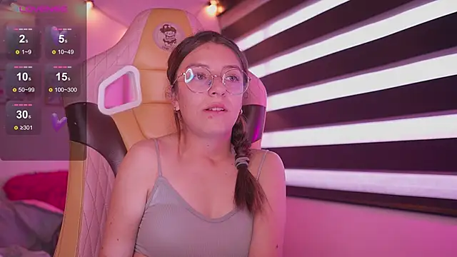 milly kenner online show from December 3, 9:56 pm