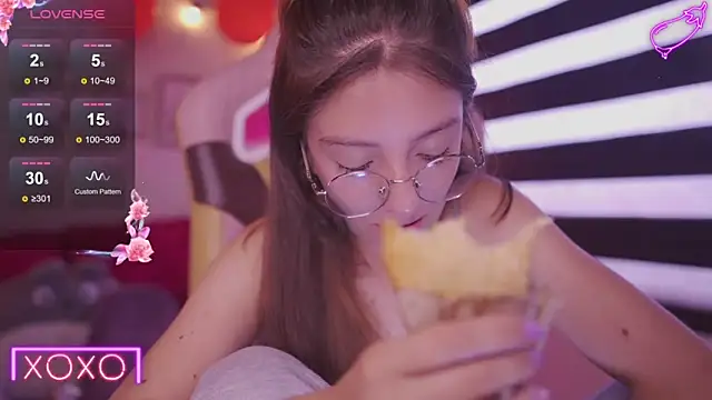 milly kenner online show from February 11, 8:10 pm