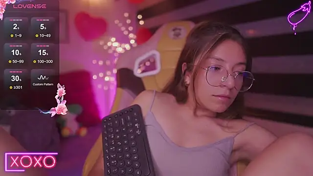 milly kenner online show from February 11, 11:22 pm