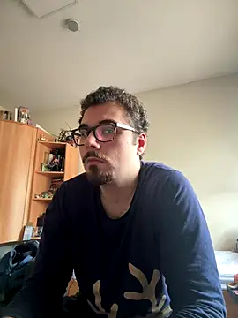 Snapshot of Gartengolem chatting on November 30, 11:25 am Gartengolem online show from November 30, 11:25 am